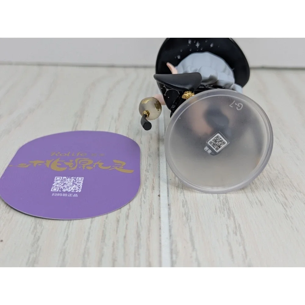 Suri Peach Nine Spirits Fortune Teller Figure Black outfit‎ hat